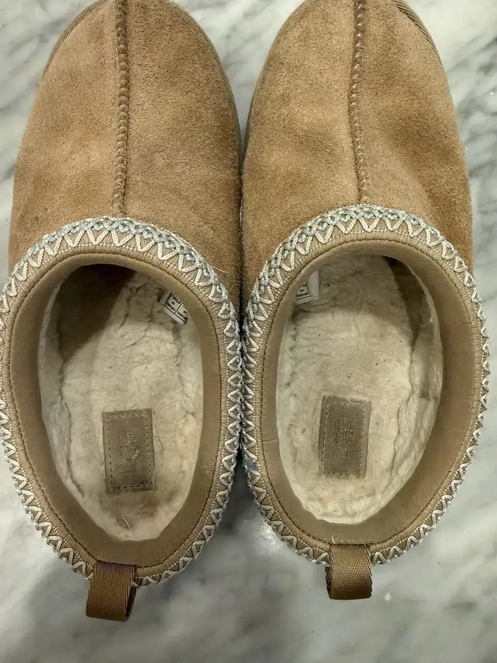 UGG Kids' Tasman Chestnut Suede Slides Size 4